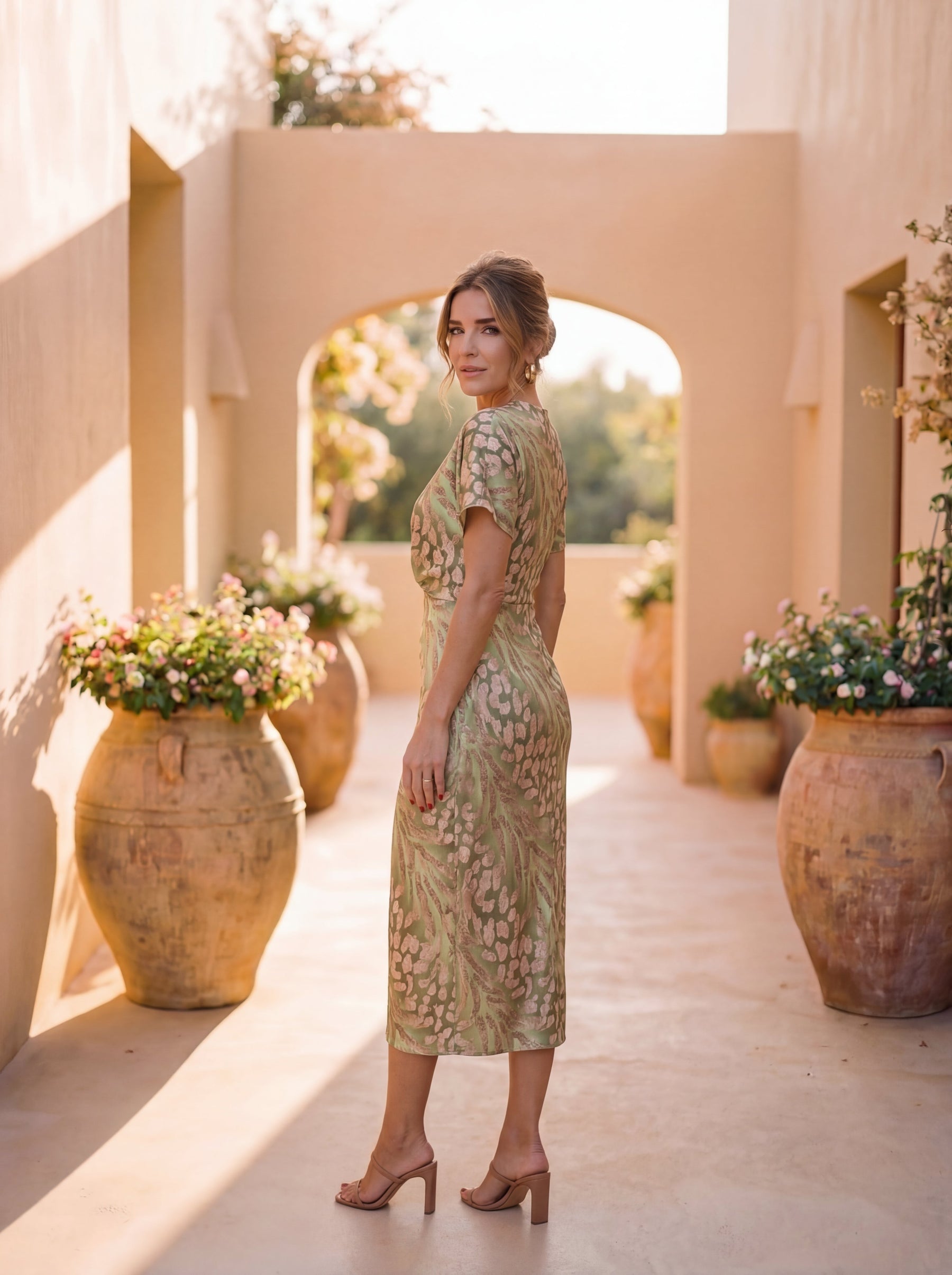 VILANA | Abito Midi Elegante