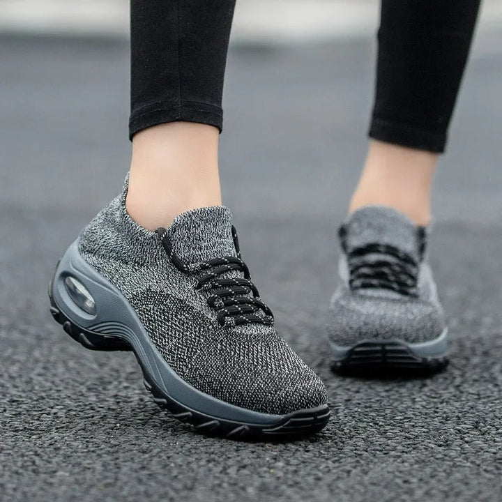 Scarpe da ginnastica con cuscino d'aria in rete per donne